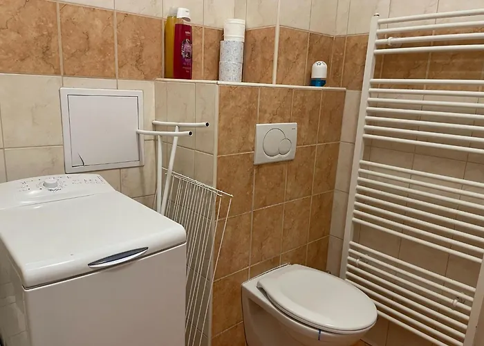 Tiffany In The Center